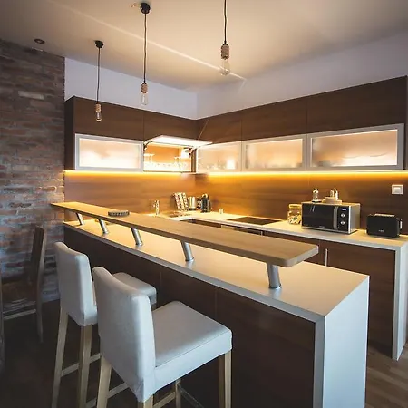 The Grand View Apartman *